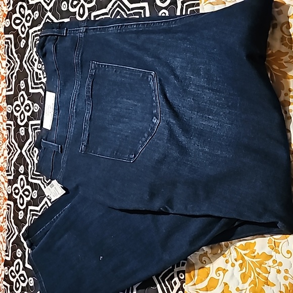 Maurices limitless jeggings - Picture 2 of 3